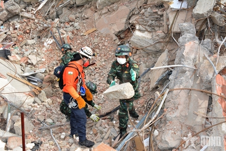 Vietnamese rescuers find 15 more earthquake victims in Venezuela